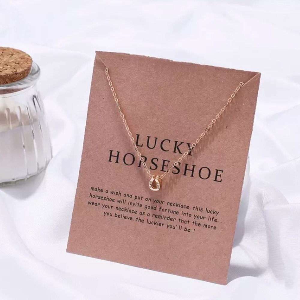 🎉 New Lucky Horseshoe Gold Plated Necklace - Picture 3 of 7